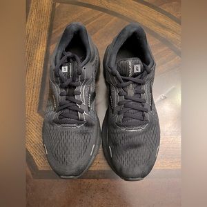 Brook’s Adrenaline 21